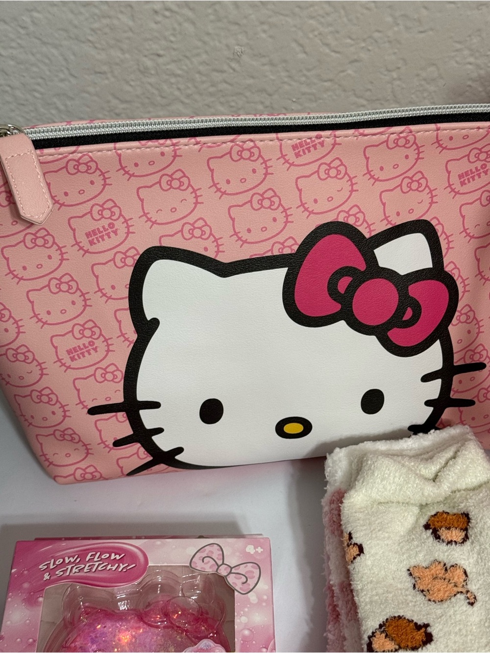 Hello Kitty Boo Basket - Picture 4 of 5